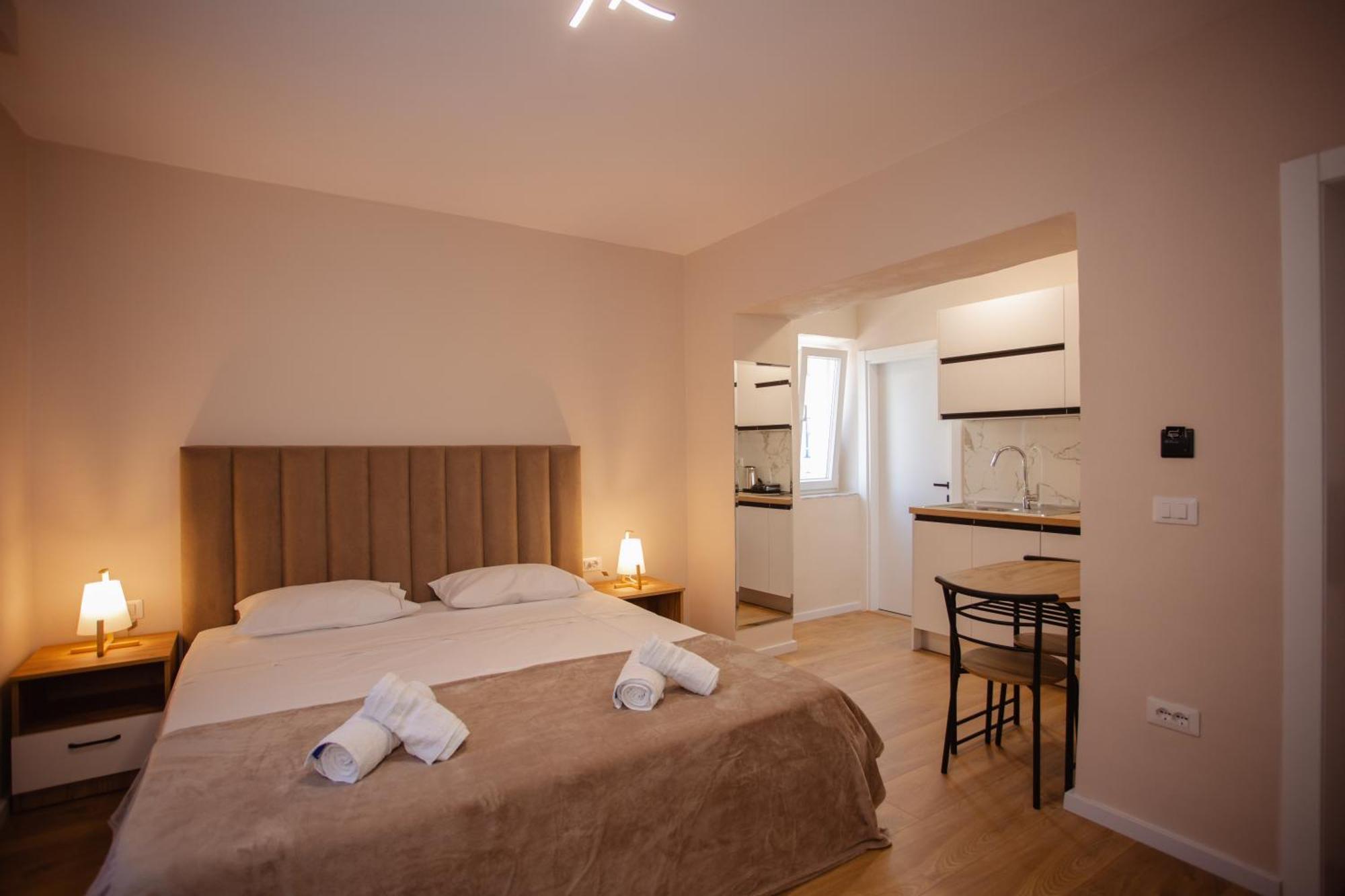 City Center Studio Apartments Shkodër Exterior foto